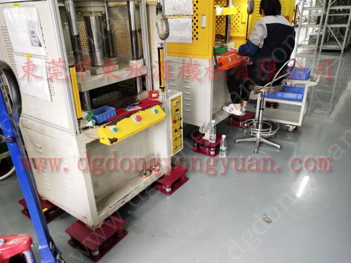 立式注塑機減振臺與焊管液壓打孔機減震墊 為何選錦德萊壓花機？